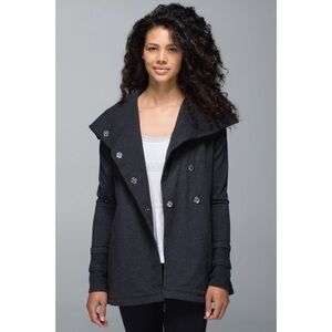 Lululemon Gratitude Wrap in Heathered Black Size 12